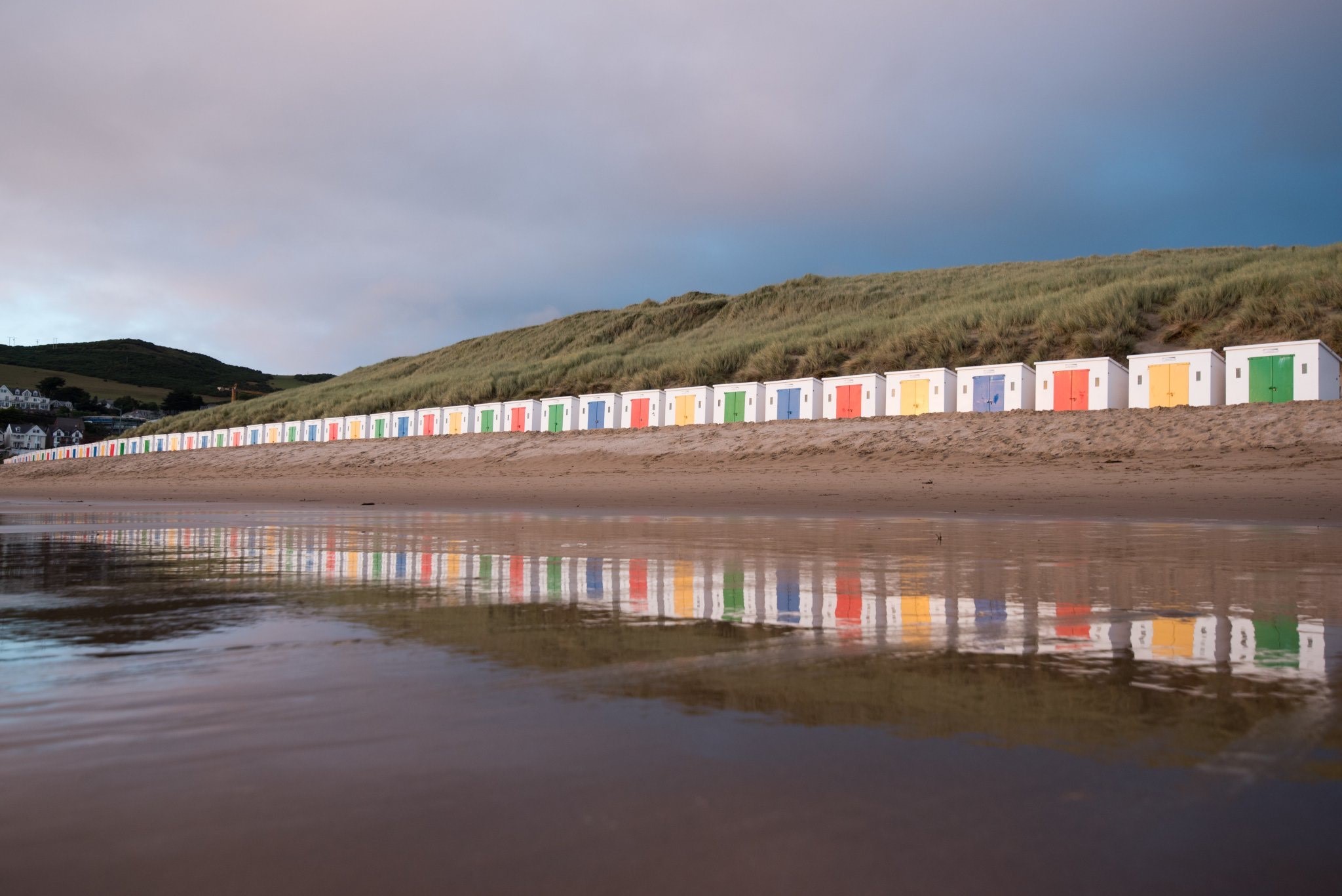 2023-beach-hut-booking-now-live-woolacombe-mortehoe-tourist